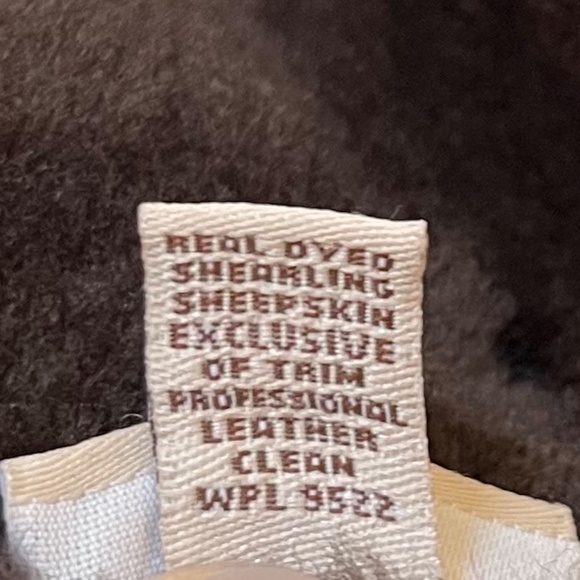 UGG 100% Genuine Shearling Suede Hat - Picture 9 of 12